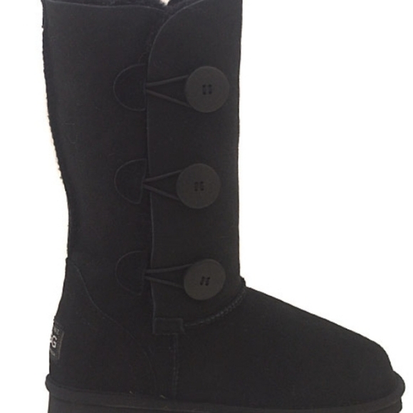 UGGs Boots - Picture 2 of 8